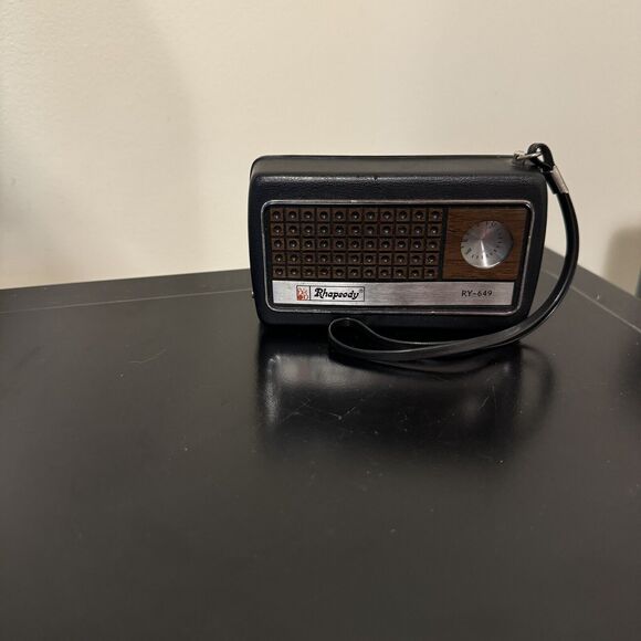 VINTAGE RHAPSODY SOLID STATE AM POCKET RADIO MODEL RY-649 - Picture 2 of 4